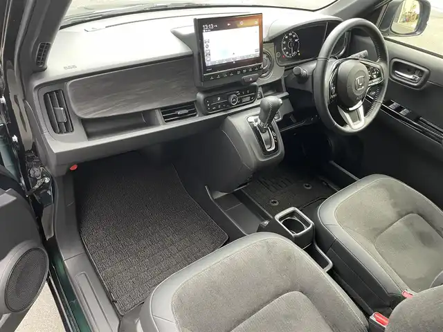 ホンダ Ｎ ＯＮＥ プレミアム ツアラー 滋賀県 2024(令6)年 1.9万km ブリティッシュグリーンP 9型純正ナビ/（ＣＤ／ＤＶＤ／ＵＳＢ／ＡｐｐｌｅＣａｒＰｌａｙ/AndroidAuto）/バックカメラ/前後ドライブレコーダー/シートヒーター/ビルトインETC/衝突被害軽減ブレーキ/レーダークルーズコントロール/オートハイビーム/パドルシフト/クリアランスソナー/電子パーキング/オートホールド/LEDヘッドライト/プッシュスタート/スマートキー/ステアリングスイッチ