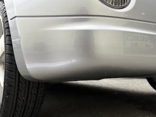 ダイハツ コペン アクティブトップ 岩手県 2002(平14)年 2.2万km ブライトシルバーメタリック 禁煙車/5MT/赤レザーシート/momoステアリング/ファッションバー/前席シートヒーター/電動オープン/フォグライト/〇キーレス/〇電動ミラー/〇社外フロアマット/〇シガーソケット/〇パワーウィンドウ/〇パワーステアリング/取扱説明書