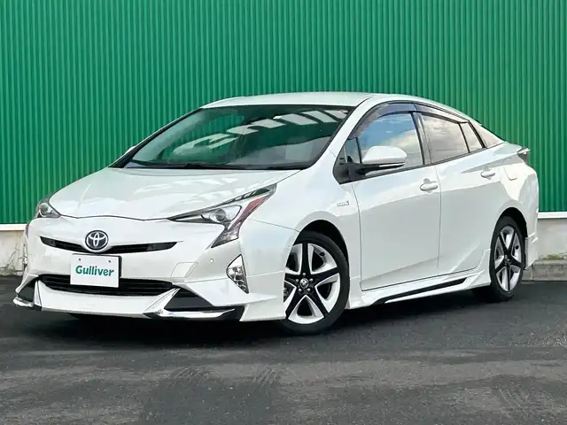 トヨタ プリウス A ツーリングセレクション 宮城県 2016(平28)年 9.7万km ホワイトパールクリスタルシャイン トヨタセーフティセンス/社外エアロ【F・S・R】/純正SDナビ/【CD・DVD・BT・SD・フルセグTV】/バックカメラ/レーダークルーズコントロール/ブラインドスポットモニター/レーンディパーチャートアラート/ヘッドアップディスプレイ/パーキングアシスト/レザーシート/シートヒーター/純正17インチアルミホイール/コーナーセンサー/ステアリングスイッチ/純正ドライブレコーダー/電動格納ウィンカーミラー/オートライト/LEDヘッドライト/フォグランプ/スマートキー×2/エンジンスターター/ETC