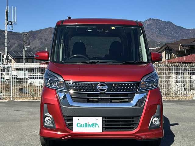 日産 デイズ ルークス ハイウェイスター Gターボ 山梨県 2018(平30)年 4.9万km スパークリングレッドM 純正ナビ/地デジTV/純正CD/DVD/Bluetooth/アラウンドビューモニター/両側パワースライドドア/エマージェンシーブレーキ/純正15インチAW/LEDヘッドライト/ETC/スマートキー