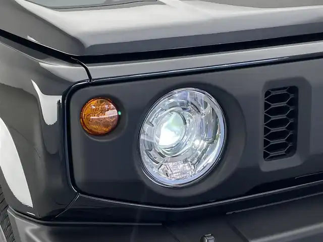 スズキ ジムニー XC 愛知県 2025(令7)年 0.1万km未満 ブルーイッシュブラックパール3 届出済未使用車　シートヒーター　クルーズコントロール　スズキセーフティサポート　衝突軽減装置　ＬＥＤヘッドライト　オートライト　フォグランプ　車線逸脱警報　背面タイヤ　リヤパーキングセンサー　禁煙車