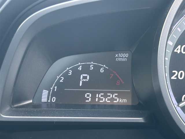マツダ デミオ 13S 道北・旭川 2015(平27)年 9.2万km ソウルレッドプレミアムメタリック (株)IDOMが運営する【じしゃロン旭川店】の自社ローン専用車両になります。こちらは現金またはオートローンご利用時の価格です。自社ローンご希望の方は別途その旨お申付け下さい/　/・純正ナビ(CD/DVD/BT/フルセグ)/・バックカメラ/・ETC/・ドライブレコーダー/・レーダーブレーキ/・ステアリングリモコン/・プッシュスタート/・スマートキー2個/・取扱説明書