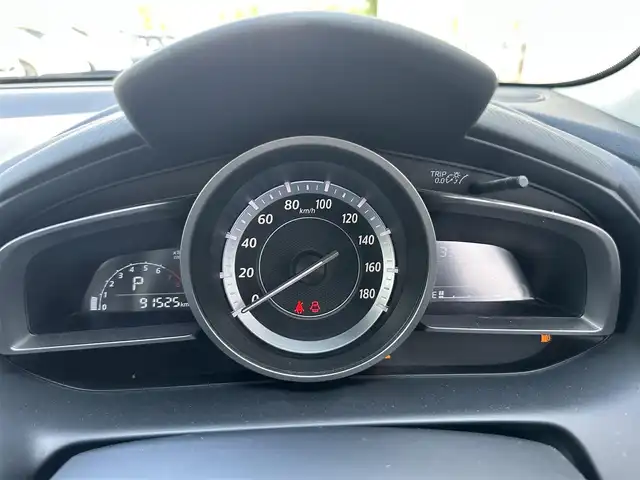 マツダ デミオ 13S 道北・旭川 2015(平27)年 9.2万km ソウルレッドプレミアムメタリック (株)IDOMが運営する【じしゃロン旭川店】の自社ローン専用車両になります。こちらは現金またはオートローンご利用時の価格です。自社ローンご希望の方は別途その旨お申付け下さい/　/・純正ナビ(CD/DVD/BT/フルセグ)/・バックカメラ/・ETC/・ドライブレコーダー/・レーダーブレーキ/・ステアリングリモコン/・プッシュスタート/・スマートキー2個/・取扱説明書