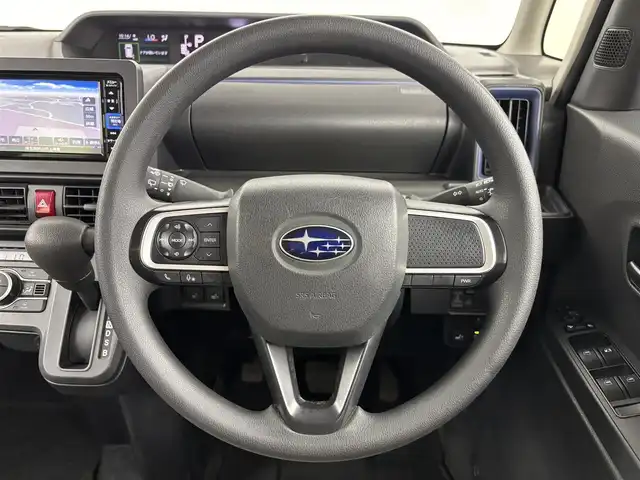 スバル シフォン G スマートアシスト 埼玉県 2022(令4)年 1.8万km ブラックマイカメタリック 純正ナビ　NMZK-W72D/(Bluetooth/USB/ipod/CD/DVD/AM/FM)/地デジフルセグ/バックカメラ/片側パワースライドドア/衝突軽減ブレーキ/クリアランスソナー/アイドリングストップ/パワーモード/ロールサンシェード/電動格納ミラー/ステアリングリモコン/純正フロアマット/純正ドアバイザー