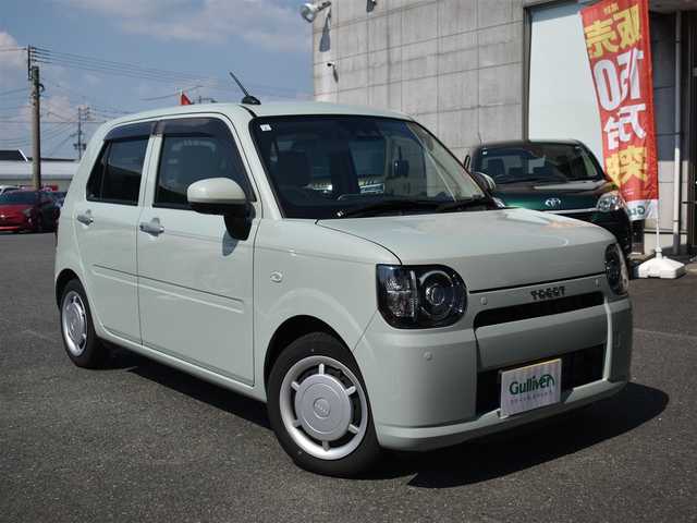 ダイハツ ミラ トコット G リミテッド SAⅢ 福岡県 2021(令3)年 2.1万km セラミックグリーンM スマートアシストIII/社外メモリーナビ/TV/CD/パノラマモニター/純正LEDヘッドライト/前席シートヒーター/ステアリングリモコン/オートライト/ヘッドライトレベライザー/フロアマット/ドアバイザー/プッシュスタート/スマートキー/保証書/取扱説明書