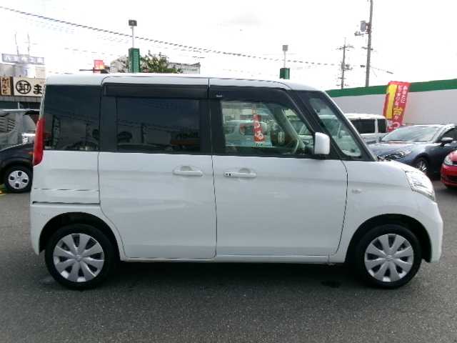 スズキ スペーシア X 岡山県 2015(平27)年 5.5万km クリスタルホワイトP デュアルカメラブレーキサポート/車線逸脱警報/メーカーナビ/フルセグテレビ/全方位カメラ/フロント・サイド・バックカメラ/Bluetooth/USB/DVD再生可能/左側パワースライドドア/右側イージークローザー/シートヒーター（運転席）/社外ドライブレコーダー（フロント）/オーバーヘッドコンソール/オートライト/HIDヘッドライト/ビルトインETC/純正フロアマット/スマートキー2個