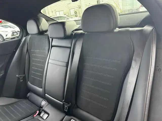 メルセデス・ベンツ Ｍ・ベンツ Ｃ２００ 4マチック AVG AMGライン 富山県 2022(令4)年 1.9万km オブシディアンブラック AMGラインパッケージ/レーダーセーフティパッケージ/純正HDDナビ/AM/FMラジオ/Bluetooth接続/フルセグテレビ/App-conect/360°カメラ/純正前後ドラレコ/マルチファンクションステアリング/ACC/D/N席シートヒーター/D/N席メモリ機能付きパワーシート/パワーバックドア