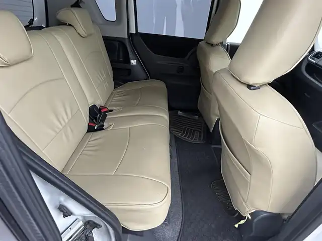 スズキ ソリオ バンディット 岡山県 2012(平24)年 6.3万km パールホワイト メモリナビ/【Bluetooth/フルセグTV/CD/DVD】/型番:CQ-UZ02J0CJ/両側パワースライドドア/バックカメラ/社外ドライブレコーダー（前後）/型番:AN-R085/ビルトインETC/LEDヘッドライト/フォグランプ/オートライト/シートカバー/純正フロアマット/プッシュスタート/スマートキー×1/ナビ取扱説明書