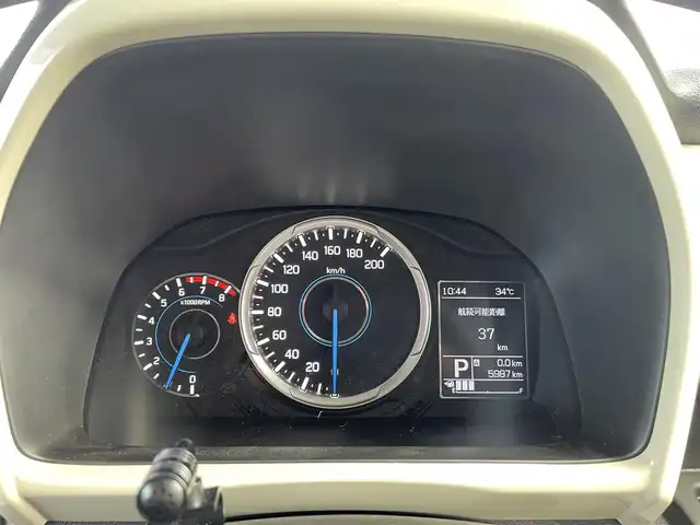 スズキ クロスビー HYBRID MZ 東京都 2024(令6)年 0.6万km キャラバンアイボリーパールメタリック/メロウディープレッド2トーン スズキセーフティサポート/・デュアルカメラブレーキサポート/・車線逸脱警報機能/・先行車発進お知らせ機能/・誤発進抑制機能/・アダプティブクルーズコントロール/・コーナーセンサー/プッシュスタート/アイドリングストップ/パドルシフト/社外メモリナビ/フルセグTV/ETC/前後ドライブレコーダー/シートヒーター/パーソナルテーブル/LEDヘッドライト/オートライト/ドアバイザー/16インチ純正アルミホイール/スマートキー