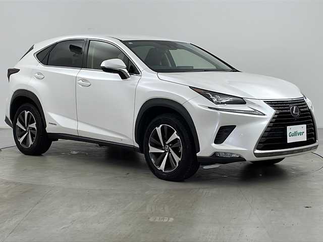 レクサス ＮＸ 300h バージョンL 道央・札幌 2020(令2)年 7.9万km ソニッククォーツ ・4WD/・純正ナビ（TV＆CD＆DVD＆BT）/・全方位カメラ/・レクサスセーフティセンス/・クルーズコントロール/・ブラインドスポットモニター/・ヘッドアップディスプレイ/・オートハイビーム/・マークレビンソンサウンド/・社外ドライブレコーダー/・パドルシフト/・パワーバックドア/・ハンドルヒーター/・シートヒーター/・エアシート/・オートライト/・LEDヘッドライト/・スマートキー