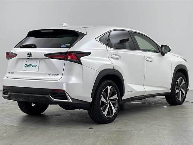 レクサス ＮＸ 300h バージョンL 道央・札幌 2020(令2)年 7.9万km ソニッククォーツ ・4WD/・純正ナビ（TV＆CD＆DVD＆BT）/・全方位カメラ/・レクサスセーフティセンス/・クルーズコントロール/・ブラインドスポットモニター/・ヘッドアップディスプレイ/・オートハイビーム/・マークレビンソンサウンド/・社外ドライブレコーダー/・パドルシフト/・パワーバックドア/・ハンドルヒーター/・シートヒーター/・エアシート/・オートライト/・LEDヘッドライト/・スマートキー