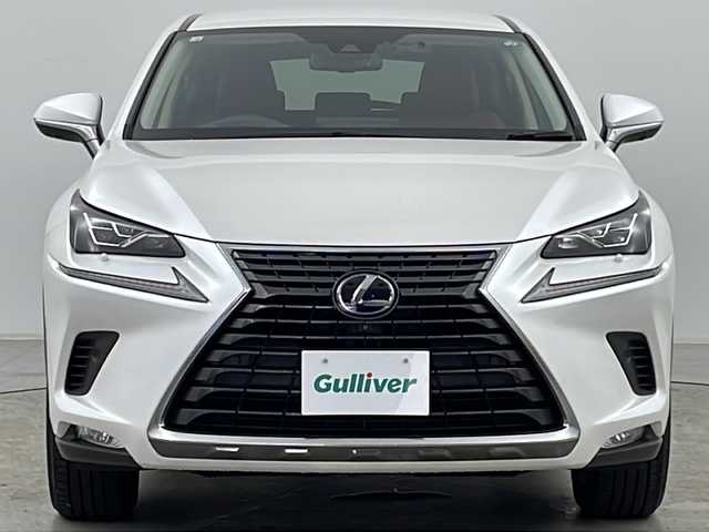 レクサス ＮＸ 300h バージョンL 道央・札幌 2020(令2)年 7.9万km ソニッククォーツ ・4WD/・純正ナビ（TV＆CD＆DVD＆BT）/・全方位カメラ/・レクサスセーフティセンス/・クルーズコントロール/・ブラインドスポットモニター/・ヘッドアップディスプレイ/・オートハイビーム/・マークレビンソンサウンド/・社外ドライブレコーダー/・パドルシフト/・パワーバックドア/・ハンドルヒーター/・シートヒーター/・エアシート/・オートライト/・LEDヘッドライト/・スマートキー