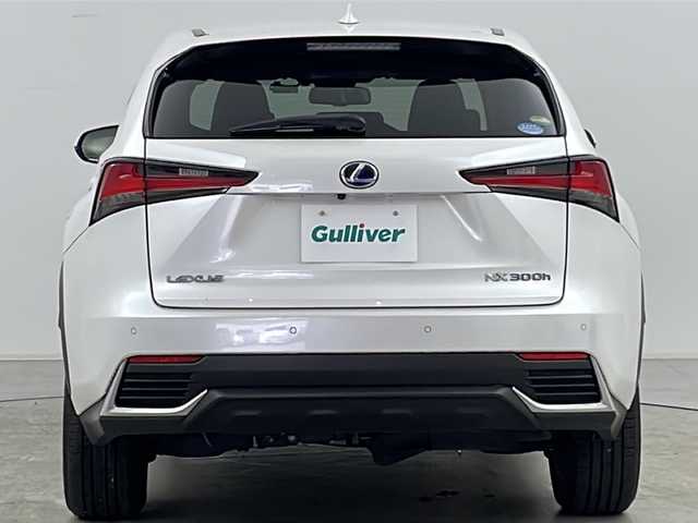 レクサス ＮＸ 300h バージョンL 道央・札幌 2020(令2)年 7.9万km ソニッククォーツ ・4WD/・純正ナビ（TV＆CD＆DVD＆BT）/・全方位カメラ/・レクサスセーフティセンス/・クルーズコントロール/・ブラインドスポットモニター/・ヘッドアップディスプレイ/・オートハイビーム/・マークレビンソンサウンド/・社外ドライブレコーダー/・パドルシフト/・パワーバックドア/・ハンドルヒーター/・シートヒーター/・エアシート/・オートライト/・LEDヘッドライト/・スマートキー