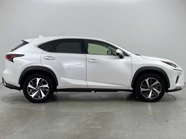 レクサス ＮＸ 300h バージョンL 道央・札幌 2020(令2)年 7.9万km ソニッククォーツ ・4WD/・純正ナビ（TV＆CD＆DVD＆BT）/・全方位カメラ/・レクサスセーフティセンス/・クルーズコントロール/・ブラインドスポットモニター/・ヘッドアップディスプレイ/・オートハイビーム/・マークレビンソンサウンド/・社外ドライブレコーダー/・パドルシフト/・パワーバックドア/・ハンドルヒーター/・シートヒーター/・エアシート/・オートライト/・LEDヘッドライト/・スマートキー