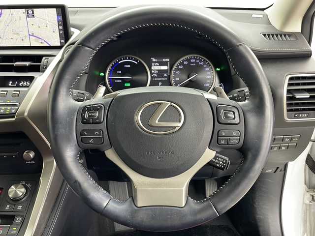 レクサス ＮＸ 300h バージョンL 道央・札幌 2020(令2)年 7.9万km ソニッククォーツ ・4WD/・純正ナビ（TV＆CD＆DVD＆BT）/・全方位カメラ/・レクサスセーフティセンス/・クルーズコントロール/・ブラインドスポットモニター/・ヘッドアップディスプレイ/・オートハイビーム/・マークレビンソンサウンド/・社外ドライブレコーダー/・パドルシフト/・パワーバックドア/・ハンドルヒーター/・シートヒーター/・エアシート/・オートライト/・LEDヘッドライト/・スマートキー