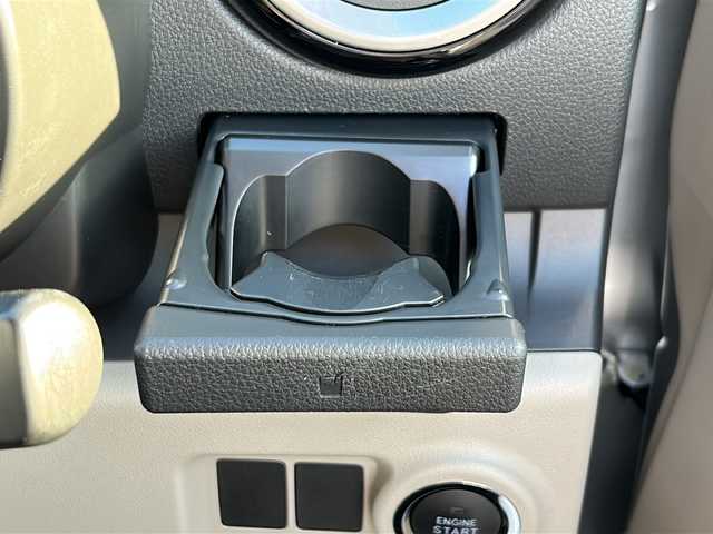 トヨタ パッソ X Lパッケージ 岩手県 2021(令3)年 1.9万km ブライトシルバーM ナビ　全周囲カメラ　Ｂｌｕｅｔｏｏｔｈ　ＣＤ／ＤＶＤ再生　ＵＳＢ接続　ＴＶ　衝突軽減　スマートキー　純正フロアマット　前後コーナーセンサー　ＬＥＤオートライト　オートハイビーム　アイドリングストップ