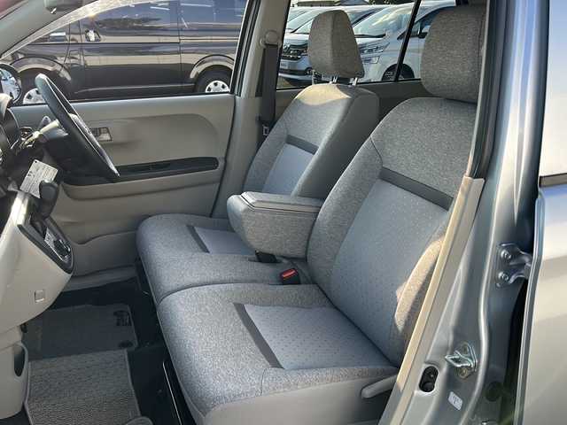 トヨタ パッソ X Lパッケージ 岩手県 2021(令3)年 1.9万km ブライトシルバーM ナビ　全周囲カメラ　Ｂｌｕｅｔｏｏｔｈ　ＣＤ／ＤＶＤ再生　ＵＳＢ接続　ＴＶ　衝突軽減　スマートキー　純正フロアマット　前後コーナーセンサー　ＬＥＤオートライト　オートハイビーム　アイドリングストップ