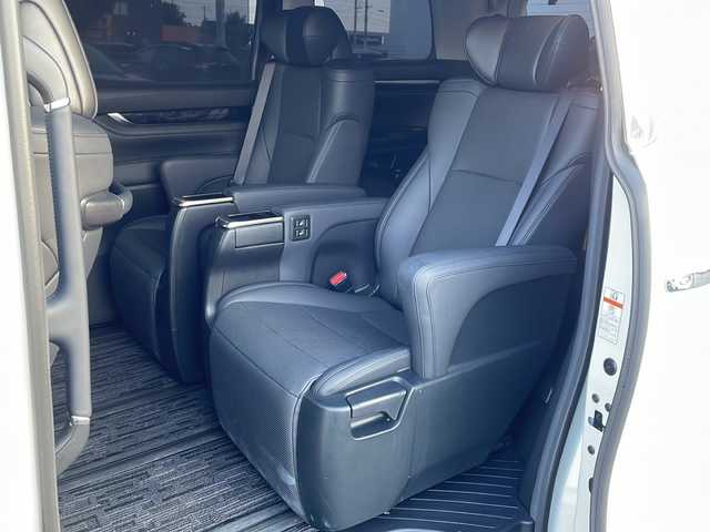 トヨタ アルファード S Cパッケージ 徳島県 2021(令3)年 3.2万km ホワイトパールクリスタルシャイン 純正ナビ/（ラジオ/DISC/BT/フルセグ/USB）/12.1型フリップダウンモニター/デジタルインナーミラー/TRDエアロ/追従式クルーズコントロール/ETC/D/N席パワーシート/シートメモリ/ドライブレコーダー/自動パーキングブレーキ/LEDヘッドライト/モデリスタ20インチアルミホイール/オートブレーキホールド/ドアバイザー/両側電動スライドドア