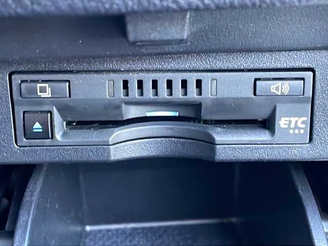 トヨタ アルファード S Cパッケージ 徳島県 2021(令3)年 3.2万km ホワイトパールクリスタルシャイン 純正ナビ/（ラジオ/DISC/BT/フルセグ/USB）/12.1型フリップダウンモニター/デジタルインナーミラー/TRDエアロ/追従式クルーズコントロール/ETC/D/N席パワーシート/シートメモリ/ドライブレコーダー/自動パーキングブレーキ/LEDヘッドライト/モデリスタ20インチアルミホイール/オートブレーキホールド/ドアバイザー/両側電動スライドドア