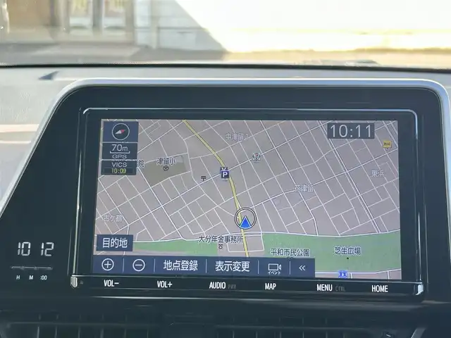 トヨタ Ｃ－ＨＲ G 大分県 2019(平31)年 12.4万km メタルストリームM ・ワンオーナー/Toyota Safety Sense /　プリクラッシュセーフティシステム（歩行者検知機能付/ 　衝突回避支援タイプ/   ミリ波レーダー＋単眼カメラ方式）/　レーンディパーチャーアラート（ステアリング制御付）/　オートマチックハイビーム/　レーダークルーズコントロール（全車速追従機能付）/・純正ナビ　NSZT-Y68T/　ワンセグテレビ/　BT/　DVD/　SD/　ラジオ/・モデリスタフルエアロ/・プッシュエンジンスタート/・ETC/・ヒートシーター　運転席/助手席/・ブラインドスポットモニター/・電動ランバーサポート　運転席/・オートワイパー（雨滴感応式）/・ドラレコ前 DRT-C68A/・ステアリングスイッチ/・横滑り防止システム/・ウィンカーミラー/・LEDランプ/・革巻きステアリング/・レベライザー/・プライバシーガラス/・革巻きステアリング/・トノカバー/・純正フロアマット/・純正18インチアルミホイル/・ドアバイザー/・保証書/・取扱説明書/・スペアキー２本/　
