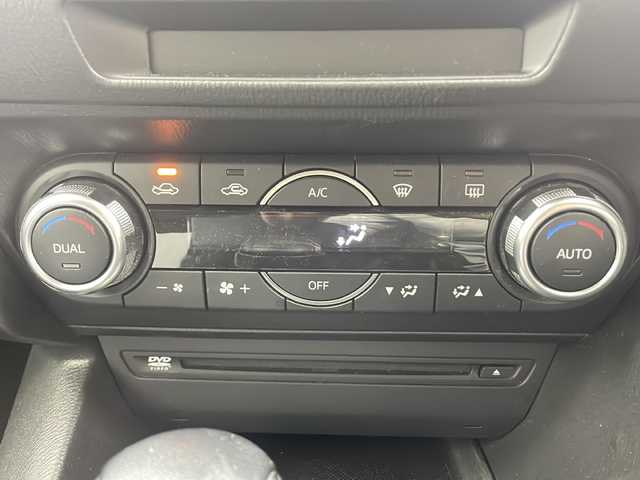 マツダ アクセラ スポーツ XD プロアクティブ 大阪府 2017(平29)年 4.8万km スノーフレイクホワイトパールマイカ 純正ナビ(フルセグTV/AM/FM/CD/DVD/BT/AUX)/バックカメラ/ドライブレコーダー前後/ETC/ブラインドスポットモニター/ヘッドアップディスプレイ/レーダークルーズコントロール/スマートブレーキサポート/パーキングセンサー/レーンキープアシスト/交通標識認識システム/オートライト/オートマチックハイビーム/アイドリングストップ/前後コーナーセンサー/純正フロアマット/純正AW/取扱説明書/保証書