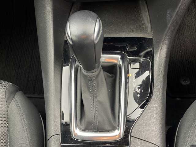 マツダ アクセラ スポーツ XD プロアクティブ 大阪府 2017(平29)年 4.8万km スノーフレイクホワイトパールマイカ 純正ナビ(フルセグTV/AM/FM/CD/DVD/BT/AUX)/バックカメラ/ドライブレコーダー前後/ETC/ブラインドスポットモニター/ヘッドアップディスプレイ/レーダークルーズコントロール/スマートブレーキサポート/パーキングセンサー/レーンキープアシスト/交通標識認識システム/オートライト/オートマチックハイビーム/アイドリングストップ/前後コーナーセンサー/純正フロアマット/純正AW/取扱説明書/保証書