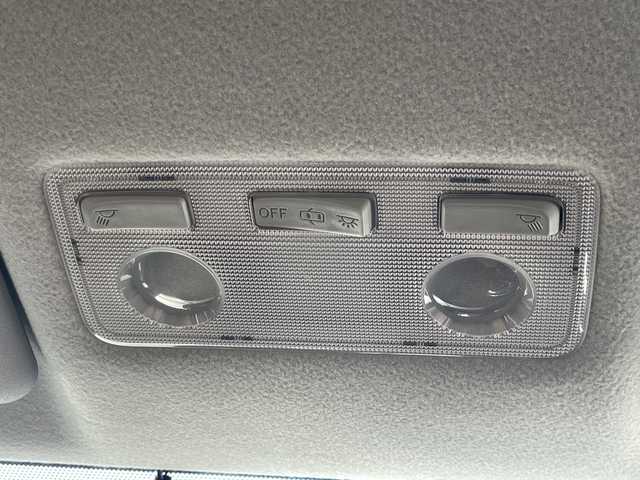 トヨタ アクア G 千葉県 2013(平25)年 8.8万km クールソーダメタリック ナビNHZD-W62G　バックカメラ　フルセグTV　DVD　ETC　ステアスイッチ　スマートキー　プッシュスタート　キセノンライト　オートライト　リアスポイラー　純正16インチアルミホイール