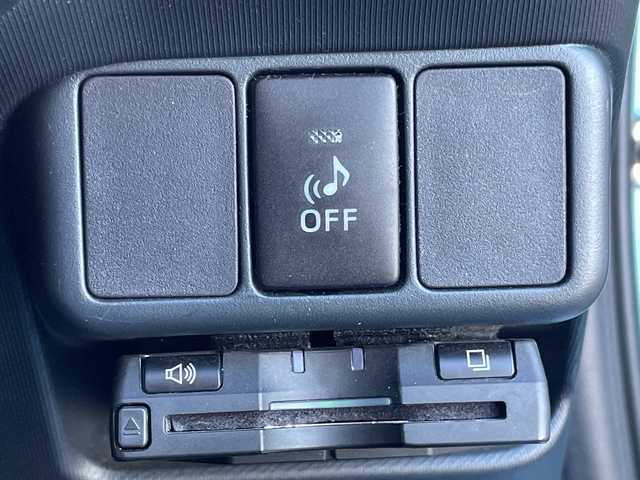 トヨタ アクア G 千葉県 2013(平25)年 8.8万km クールソーダメタリック ナビNHZD-W62G　バックカメラ　フルセグTV　DVD　ETC　ステアスイッチ　スマートキー　プッシュスタート　キセノンライト　オートライト　リアスポイラー　純正16インチアルミホイール