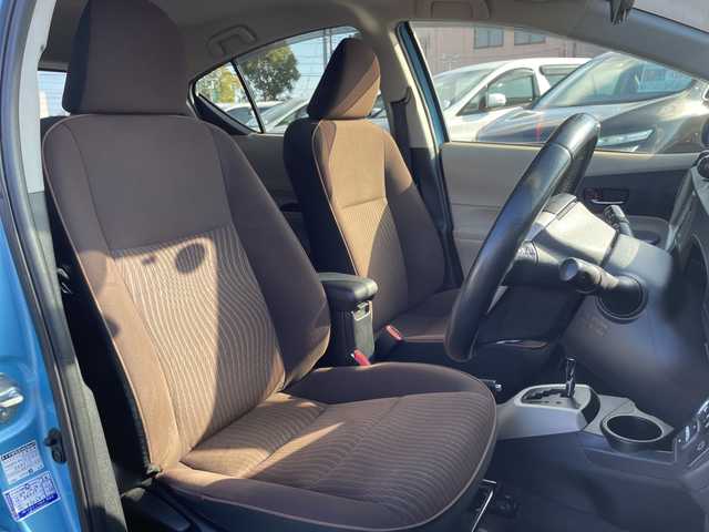 トヨタ アクア G 千葉県 2013(平25)年 8.8万km クールソーダメタリック ナビNHZD-W62G　バックカメラ　フルセグTV　DVD　ETC　ステアスイッチ　スマートキー　プッシュスタート　キセノンライト　オートライト　リアスポイラー　純正16インチアルミホイール