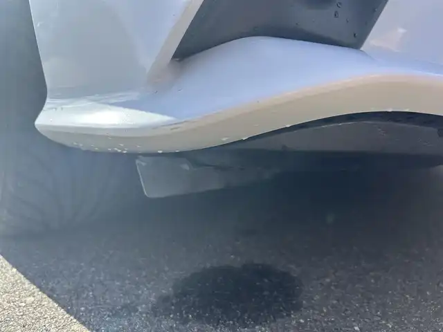 レクサス ＩＳ 300h Fスポーツ 岡山県 2013(平25)年 12.2万km ホワイトノーヴァガラスフレーク 登録時走行距離121498km/純正ナビ/サンルーフ/フルセグTV(AM.FM.CD.DVD.TV.BT)/バックカメラ/ETC/前後ドライブレコーダー/シートヒーター/クリアランスソナー/衝突軽減ブレーキ/横滑り防止装置/クルーズコントロール(追従走行あり)/オートライト/アイドリングストップ/18インチ純正AW/純正フロアマット/ハーフレザーシート/D+N席パワーシート/LEDヘッドライト