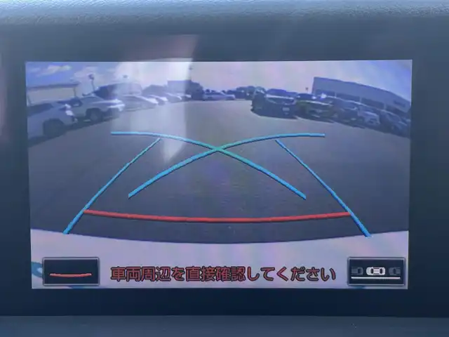 レクサス ＩＳ 300h Fスポーツ 岡山県 2013(平25)年 12.2万km ホワイトノーヴァガラスフレーク 登録時走行距離121498km/純正ナビ/サンルーフ/フルセグTV(AM.FM.CD.DVD.TV.BT)/バックカメラ/ETC/前後ドライブレコーダー/シートヒーター/クリアランスソナー/衝突軽減ブレーキ/横滑り防止装置/クルーズコントロール(追従走行あり)/オートライト/アイドリングストップ/18インチ純正AW/純正フロアマット/ハーフレザーシート/D+N席パワーシート/LEDヘッドライト