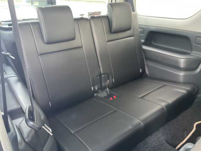 スズキ ジムニー ランドベンチャー 山口県 2018(平30)年 2万km パール ンオーナー　/２．５インチリフトアップ　/オーバーフェンダー　/黒ハーフレザーシート　/社外ナビ　/　・フルセグＴＶ　/　・Ｂｌｕｅｔｏｏｔｈ　/　・バックカメラ　/ドライブレコーダー　/シートヒーター　/純正１６インチＡＷ