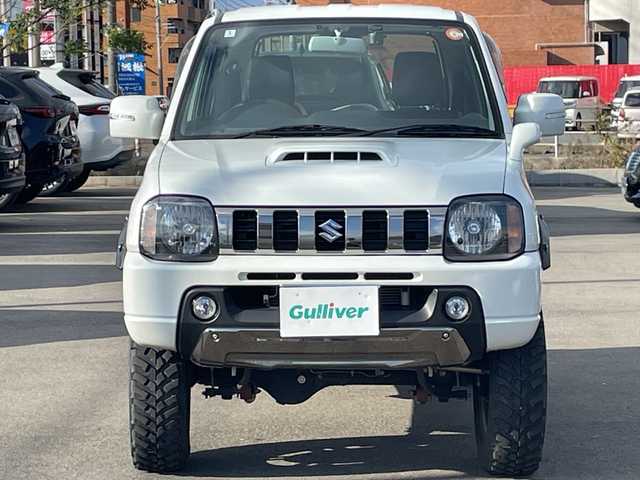 スズキ ジムニー ランドベンチャー 山口県 2018(平30)年 2万km パール ンオーナー　/２．５インチリフトアップ　/オーバーフェンダー　/黒ハーフレザーシート　/社外ナビ　/　・フルセグＴＶ　/　・Ｂｌｕｅｔｏｏｔｈ　/　・バックカメラ　/ドライブレコーダー　/シートヒーター　/純正１６インチＡＷ