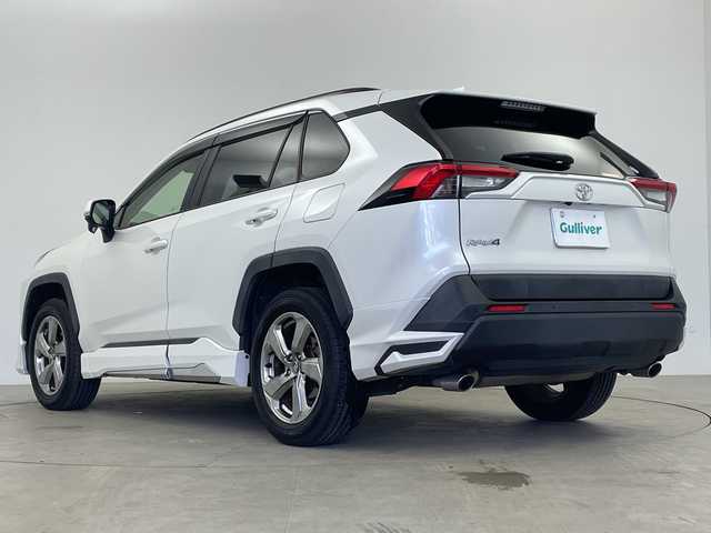 トヨタ ＲＡＶ４ X 鹿児島県 2019(令1)年 5.6万km ホワイトパールクリスタルシャイン 純正SDナビ/(BT/CD/DVD/AM/FM/フルセグTV)/トヨタセーフティセンス/レーダークルーズコントロール/プリクラッシュセーフティ/バックカメラ/モデリスタフルエアロ/後方コーナーセンサー/レーンキープアシスト/オートマチックハイビーム/ブラインドスポットモニター/MTモード付AT/ステアリングスイッチ/ビルトインETC/スペアキー/純正フロアマット/純正LEDヘッドライト/純正18インチアルミホイール/保証書