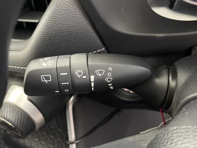 トヨタ ＲＡＶ４ X 鹿児島県 2019(令1)年 5.6万km ホワイトパールクリスタルシャイン 純正SDナビ/(BT/CD/DVD/AM/FM/フルセグTV)/トヨタセーフティセンス/レーダークルーズコントロール/プリクラッシュセーフティ/バックカメラ/モデリスタフルエアロ/後方コーナーセンサー/レーンキープアシスト/オートマチックハイビーム/ブラインドスポットモニター/MTモード付AT/ステアリングスイッチ/ビルトインETC/スペアキー/純正フロアマット/純正LEDヘッドライト/純正18インチアルミホイール/保証書