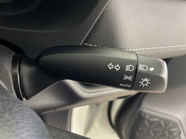 トヨタ ＲＡＶ４ X 鹿児島県 2019(令1)年 5.6万km ホワイトパールクリスタルシャイン 純正SDナビ/(BT/CD/DVD/AM/FM/フルセグTV)/トヨタセーフティセンス/レーダークルーズコントロール/プリクラッシュセーフティ/バックカメラ/モデリスタフルエアロ/後方コーナーセンサー/レーンキープアシスト/オートマチックハイビーム/ブラインドスポットモニター/MTモード付AT/ステアリングスイッチ/ビルトインETC/スペアキー/純正フロアマット/純正LEDヘッドライト/純正18インチアルミホイール/保証書