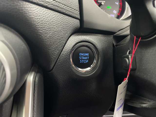 トヨタ ＲＡＶ４ X 鹿児島県 2019(令1)年 5.6万km ホワイトパールクリスタルシャイン 純正SDナビ/(BT/CD/DVD/AM/FM/フルセグTV)/トヨタセーフティセンス/レーダークルーズコントロール/プリクラッシュセーフティ/バックカメラ/モデリスタフルエアロ/後方コーナーセンサー/レーンキープアシスト/オートマチックハイビーム/ブラインドスポットモニター/MTモード付AT/ステアリングスイッチ/ビルトインETC/スペアキー/純正フロアマット/純正LEDヘッドライト/純正18インチアルミホイール/保証書