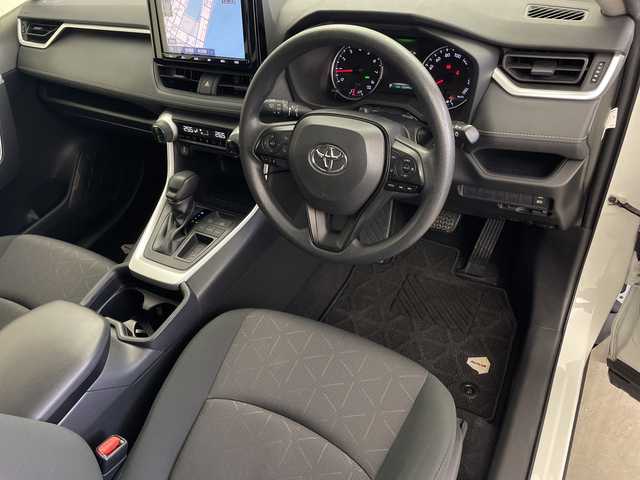 トヨタ ＲＡＶ４ X 鹿児島県 2019(令1)年 5.6万km ホワイトパールクリスタルシャイン 純正SDナビ/(BT/CD/DVD/AM/FM/フルセグTV)/トヨタセーフティセンス/レーダークルーズコントロール/プリクラッシュセーフティ/バックカメラ/モデリスタフルエアロ/後方コーナーセンサー/レーンキープアシスト/オートマチックハイビーム/ブラインドスポットモニター/MTモード付AT/ステアリングスイッチ/ビルトインETC/スペアキー/純正フロアマット/純正LEDヘッドライト/純正18インチアルミホイール/保証書