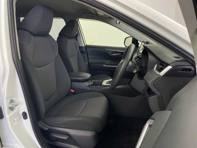 トヨタ ＲＡＶ４ X 鹿児島県 2019(令1)年 5.6万km ホワイトパールクリスタルシャイン 純正SDナビ/(BT/CD/DVD/AM/FM/フルセグTV)/トヨタセーフティセンス/レーダークルーズコントロール/プリクラッシュセーフティ/バックカメラ/モデリスタフルエアロ/後方コーナーセンサー/レーンキープアシスト/オートマチックハイビーム/ブラインドスポットモニター/MTモード付AT/ステアリングスイッチ/ビルトインETC/スペアキー/純正フロアマット/純正LEDヘッドライト/純正18インチアルミホイール/保証書