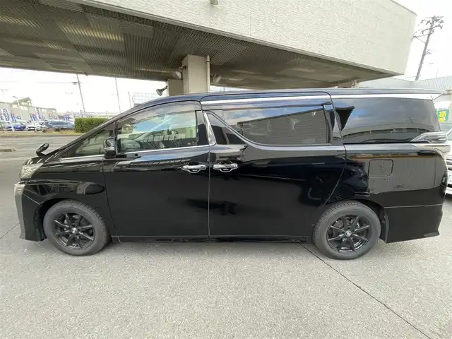 トヨタ ヴェルファイア Z Gエディション 宮城県 2018(平30)年 4.2万km ブラック ４WD/スマートキー/DualAC/バックカメラ/純正ナビ/TV（AM、FM、BT）/３列シート/パワーシート/シートヒーター、エアシート/オットマンシート/両側パワースライドドア/コーナーセンサー/パワーバックドア/フリップダウンモニター/サンルーフ/ヒートステアリング/前後ベンチレーション/２列目パワーシート/USB端子/１００V充電/クルーズコントロール（追跡あり）