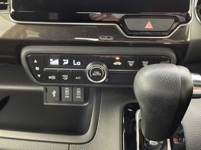 ホンダ Ｎ ＢＯＸ カスタム G L ホンダセンシング 千葉県 2019(令1)年 2.9万km クリスタルブラックパール 純正ナビ/フルセグテレビ/バックカメラ/Bluetooth/USB/AUX/iPod接続/CD/DVD/SD再生/純正ドライブレコーダー/オートエアコン/オートライト/LEDヘッドライト/フロントフォグランプ/ホンダセンシング/アダプティブクルーズコントロール/レーンキープアシスト/衝突被害軽減ブレーキ/横滑り防止装置/後方コーナーセンサー/両側パワースライドドア/純正14インチアルミホイール/純正フロアマット/電動格納ウィンカーミラー