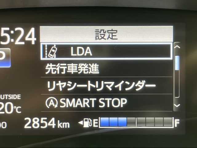 トヨタ シエンタ X 千葉県 2022(令4)年 0.3万km シルバーマイカM トヨタセーフティセンス/（衝突軽減ブレーキ　レーンキープアシスト　先行車発進お知らせ　オートマチックハイビーム）/社外メモリナビ/（フルセグ/Buletooth/CD/DVD/FM/AM）/バックカメラ/ETC/アイドリングストップ/片側パワースライドドア/ハロゲンヘッドライト/電動格納ミラー/純正フロアマット/W＋サイド＋エアバッグ