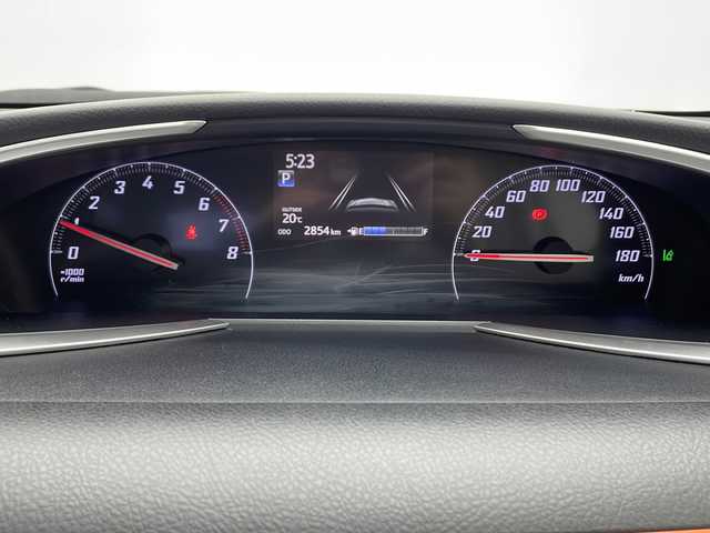 トヨタ シエンタ X 千葉県 2022(令4)年 0.3万km シルバーマイカM トヨタセーフティセンス/（衝突軽減ブレーキ　レーンキープアシスト　先行車発進お知らせ　オートマチックハイビーム）/社外メモリナビ/（フルセグ/Buletooth/CD/DVD/FM/AM）/バックカメラ/ETC/アイドリングストップ/片側パワースライドドア/ハロゲンヘッドライト/電動格納ミラー/純正フロアマット/W＋サイド＋エアバッグ