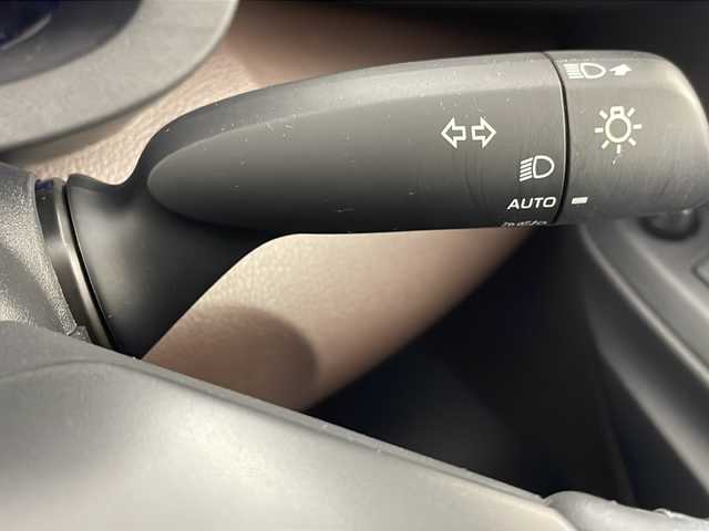 トヨタ ヤリスクロス ハイブリッド Z 栃木県 2021(令3)年 4.1万km ブラックマイカ/ベージュ 2トーン 純正メモリナビ/フルセグTV/バックカメラ/衝突軽減ブレーキ/追従クルコン/コーナーセンサー/パワーシート/シートヒーター/プッシュスタート/LEDライト/ETC/純正ホイール/禁煙車/USB/ステアリングスイッチ