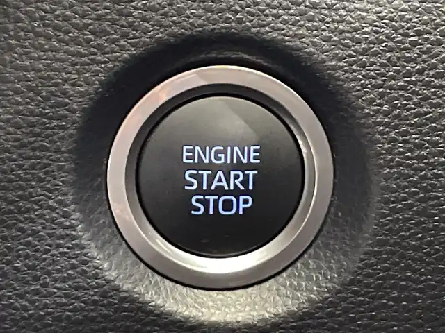 トヨタ カローラツーリング ダブルバイビー 栃木県 2020(令2)年 0.6万km スパークリングブラックパールクリスタルシャイン 純正ナビ/（Bluetooth/USB）/バックカメラ/トヨタセーフティセンス/・プリクラッシュセーフティ/・レーントレーシングアシスト/・レーンディパーチャーアラート/・ロードサインアシスト/・レーダークルーズコントロール/・オートマチックハイビーム/・ドライバー異常時対応システム/・プロアクティブドライビングアシスト/・発進遅れ告知機能/ビルトインETC/前方ドラレコ/ハーフレザーシート/オートライト/LEDヘッドライト/横滑り防止装置/フォグランプ/スマートキー/プッシュスタート/ステアリングスイッチ/電動格納ミラー/純正アルミホイール