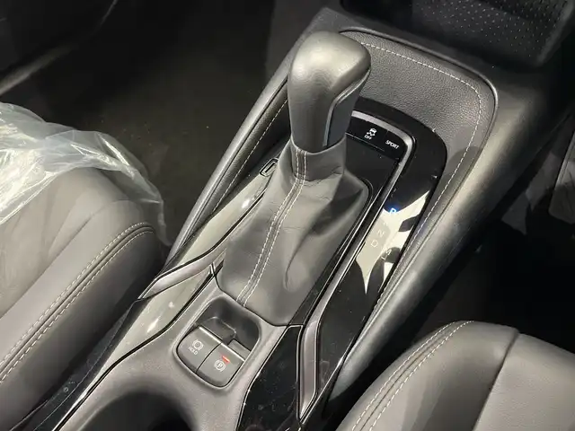 トヨタ カローラツーリング ダブルバイビー 栃木県 2020(令2)年 0.6万km スパークリングブラックパールクリスタルシャイン 純正ナビ/（Bluetooth/USB）/バックカメラ/トヨタセーフティセンス/・プリクラッシュセーフティ/・レーントレーシングアシスト/・レーンディパーチャーアラート/・ロードサインアシスト/・レーダークルーズコントロール/・オートマチックハイビーム/・ドライバー異常時対応システム/・プロアクティブドライビングアシスト/・発進遅れ告知機能/ビルトインETC/前方ドラレコ/ハーフレザーシート/オートライト/LEDヘッドライト/横滑り防止装置/フォグランプ/スマートキー/プッシュスタート/ステアリングスイッチ/電動格納ミラー/純正アルミホイール