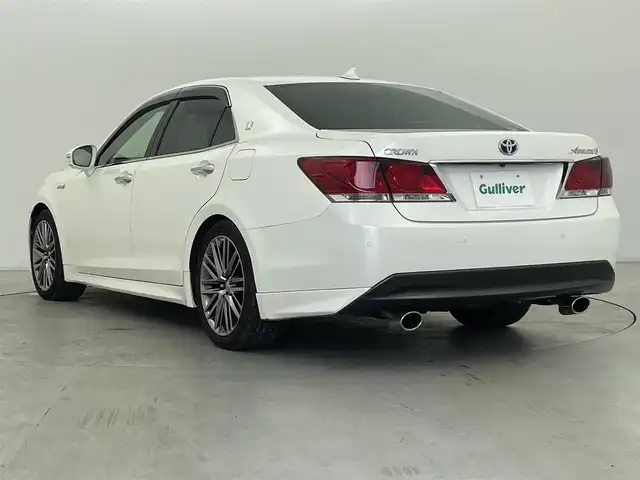 トヨタ クラウン ハイブリッド アスリートG 群馬県 2014(平26)年 11.7万km ホワイトパールクリスタルシャイン パノラミックビューモニター/225/45R18 91Wタイヤ+18×8Jアルミホイール(スパッタリング塗装)/センターオーナメント/＝＝＝＝＝/純正8インチHDDナビ/・USB/Bluetooth/CD/DVD/AM/FM/TV/トヨタマルチオペレーションタッチ（５インチ）/前席シートヒーター/シートベンチレーション/ステアリングヒーター/前後クリアランスソナー/クルーズコントロール/バイキセノン式ヘッドライト（オートレベリング機能/LEDクリアランスランプ付）/左右独立温度コントロールシステムフルオートエアコン（前席集中モード付）/プッシュスタート/スマートキー/ビルトインETC/防眩インナーミラー