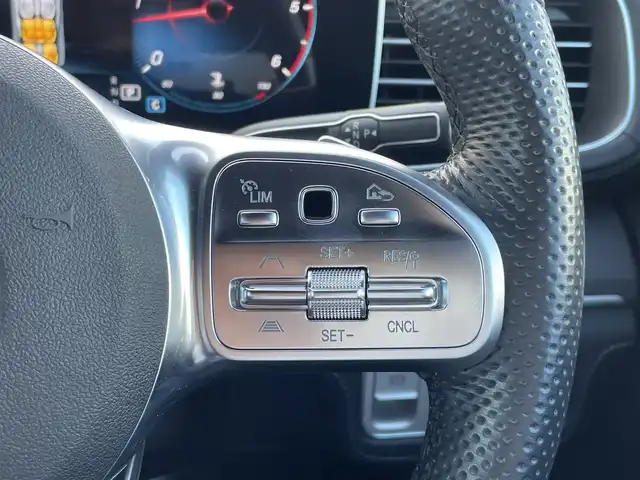 メルセデス・ベンツ ＧＬＥ４００ｄ 4MATIC スポーツ 東京都 2022(令4)年 4.1万km 白 パノラマSR/RSP/道路標識アシスト/アクティブレーンキーピングアシスト/アクティブブレーキアシスト/アランションアシスト/BSA/アクティブディスタンスアシストディストロニック/純正メモリナビ/メルセデスミー/360°カメラ/フルセグTV/ブルメスターサウンド/ヘッドアップディスプレイ/エアサス/アンビエントライト/ETC2.0/パドルシフト/レザーシート/シートヒーター/エアシート/パワーリアゲート