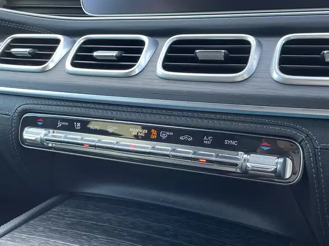 メルセデス・ベンツ ＧＬＥ４００ｄ 4MATIC スポーツ 東京都 2022(令4)年 4.1万km 白 パノラマSR/RSP/道路標識アシスト/アクティブレーンキーピングアシスト/アクティブブレーキアシスト/アランションアシスト/BSA/アクティブディスタンスアシストディストロニック/純正メモリナビ/メルセデスミー/360°カメラ/フルセグTV/ブルメスターサウンド/ヘッドアップディスプレイ/エアサス/アンビエントライト/ETC2.0/パドルシフト/レザーシート/シートヒーター/エアシート/パワーリアゲート