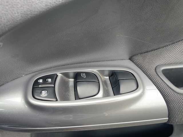 日産 ジューク 16GT 神奈川県 2011(平23)年 2.5万km スチールブルー ワンオーナー/純正オーディオ/ETC/リモコンキー/電動格納ミラー/保証書/取扱説明書